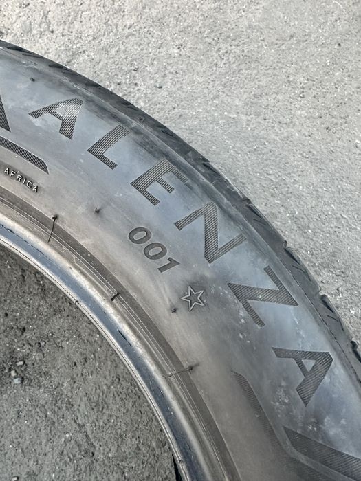 Шини 245 50 19 105W Bridgestone Alenza 001 комплект