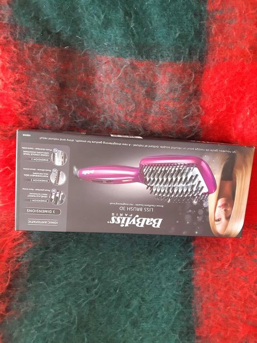 Loniczna szczotka do  wygładzania włosów  BaByliss HSB100E