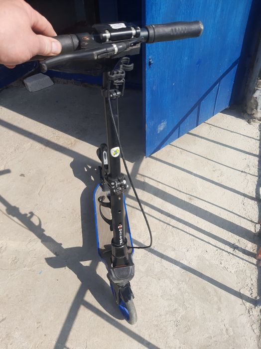 Продам самокат б/у