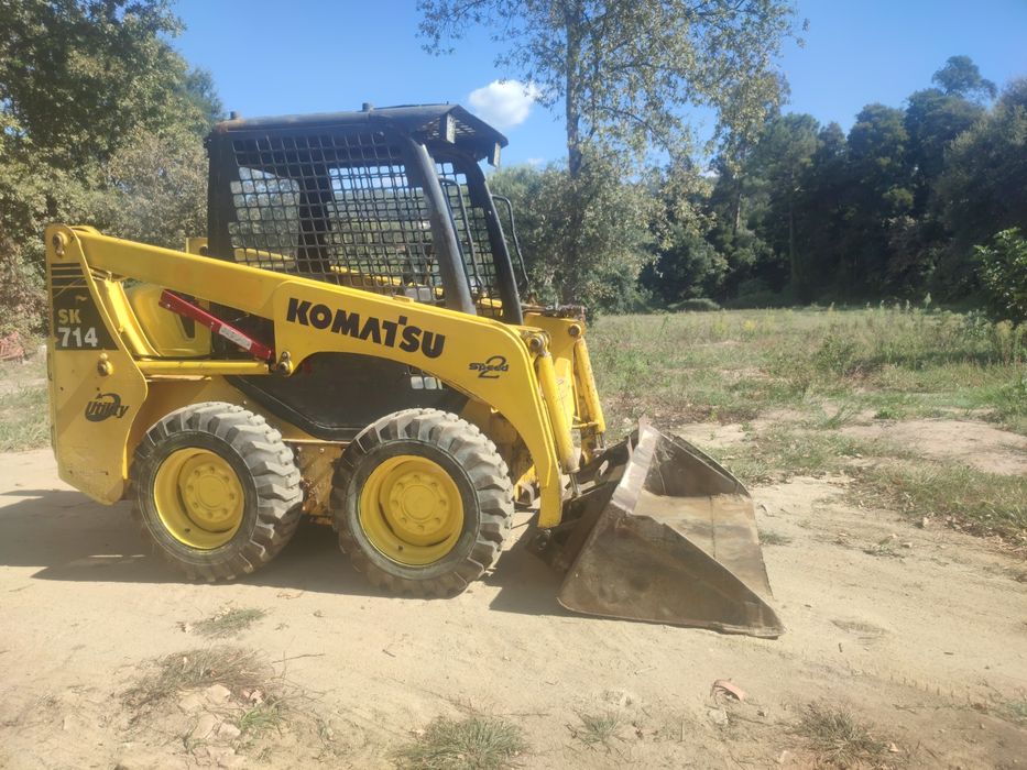 Mini_Pa Carregadora Komatsu SK 714_ Matrículada