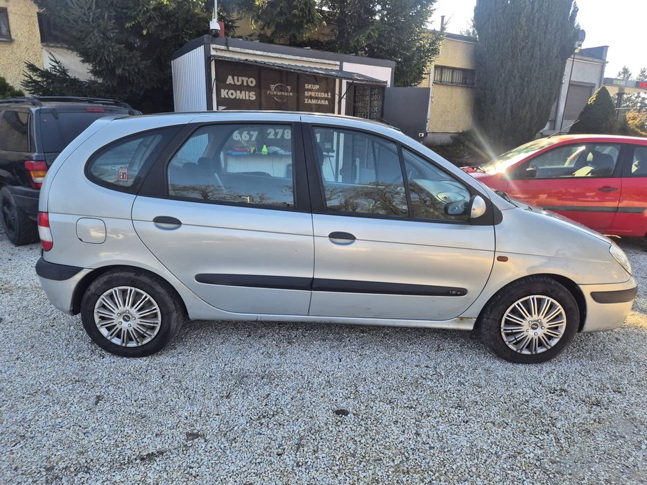 Renault Scenic 1.6 LPG długie Opłaty klimatyzacja