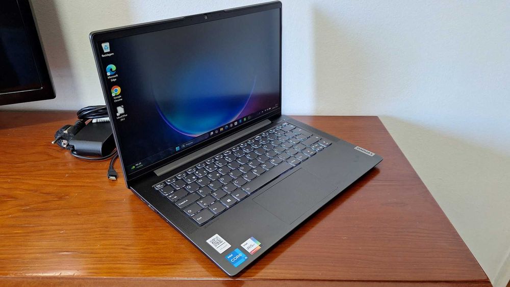 Lenovo Ideapad5 14- Core i5 11ªG. 4.2GHz- 8GB Ram- SSD 256GB- Win11