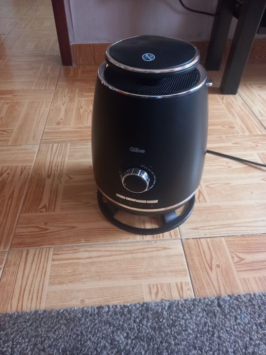 Aquecedor. Ar quente / Frio