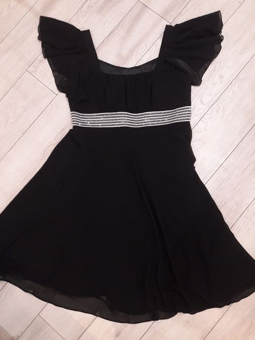 Вишукане плаття чорного кольору