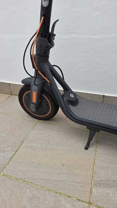 trotinete Elétrica Segway Ninebot KickScooter F40I