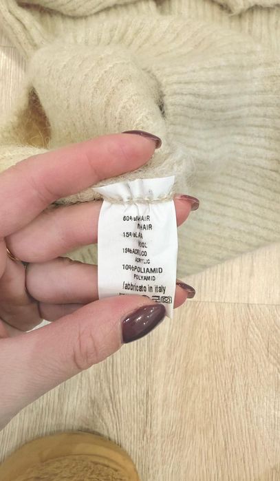 Piękny nowy beżowy kremowy sweterek moher viral uniwersalny