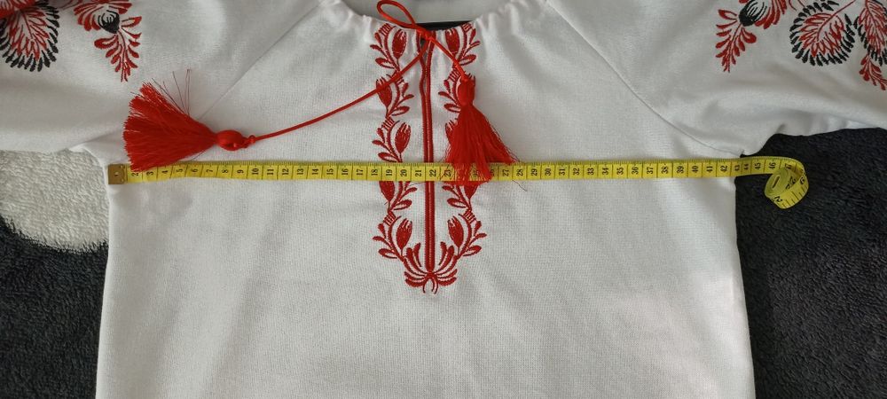 Вишиванка на дівчинку