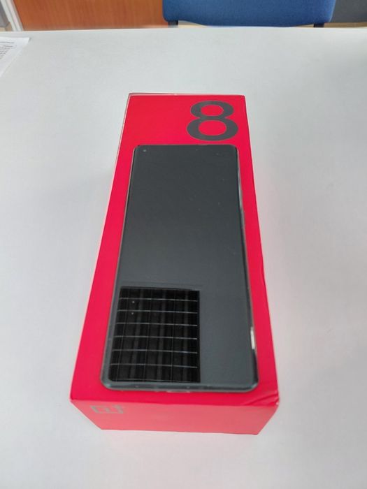 One Plus 8 Pro 128 gb pełny zestaw