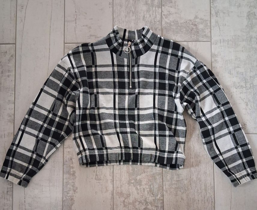 Zestaw mini paka ubrań spodnie bluza r. 128