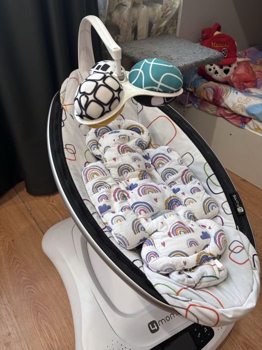 Заколисуючий центр 4moms mamaRoo
