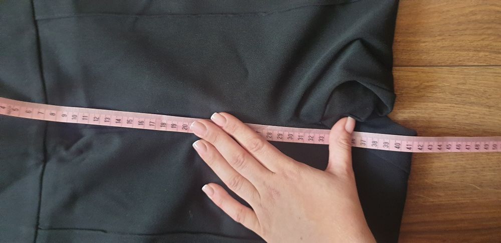 Nowe z metką spodnie czarne legginsy Reserved m/l