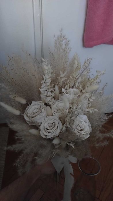 Bukiet ślubny z suszu i wiecznej róży