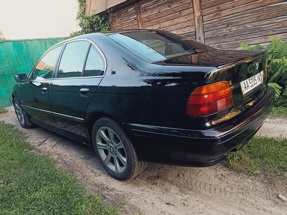 Продаж BMW E39 520i