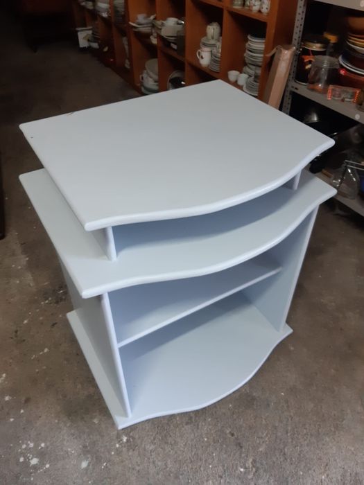 Mesa de apoio restaurada