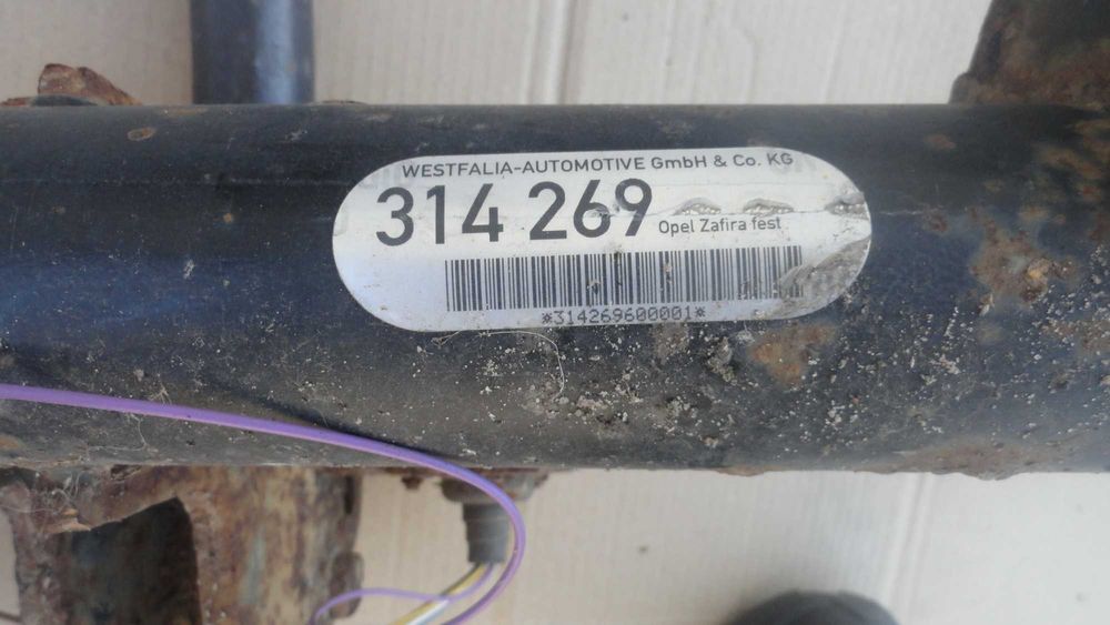 Hak Zaczep Przyczepki Opel Zafira A demontaż