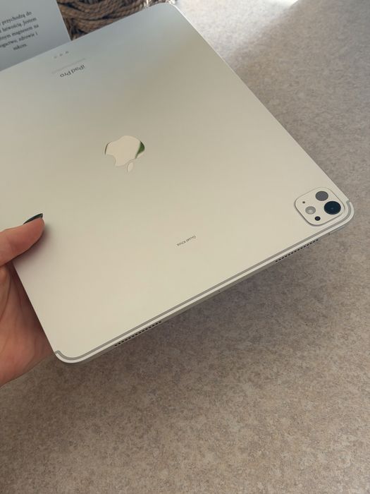 iPad Pro 13 M4 256 GB Wi-Fi Silver, 99% baterii