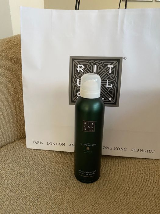 Rituals pianka pod prysznic
