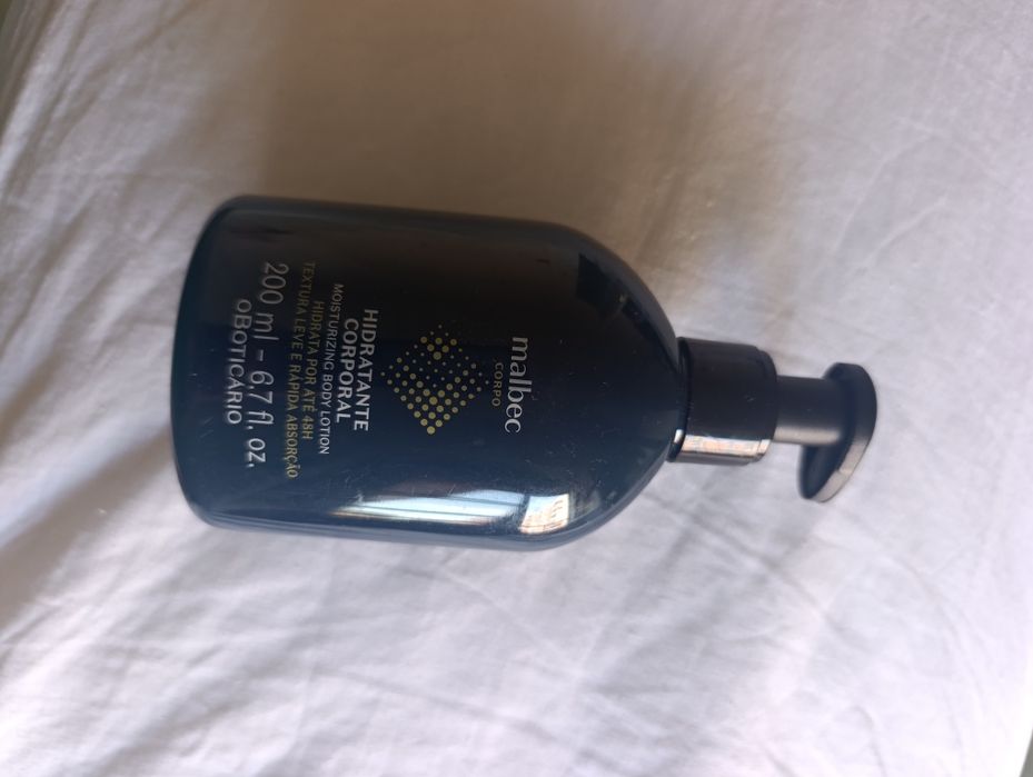 Gel corporal massageador