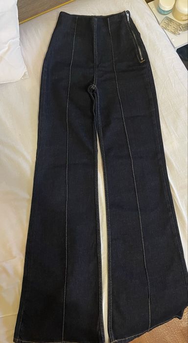 Джинси кльош, zara, розмір 32, нові