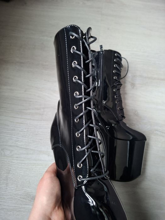 Buty na platformie, wysokie szpilki, latex high heels