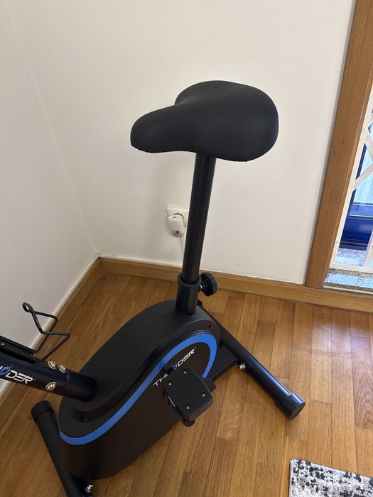 Bicicleta Estática Thunder Micrus