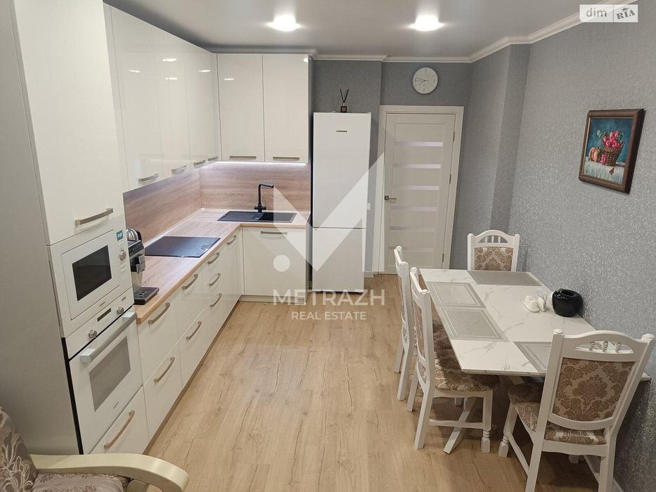 До метро 3 хвилини! 1к квартира 51 м2 у ЖК Лебединий