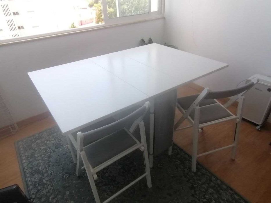 Mesa Ikea Kallhäll + 2 cadeiras Frösvi