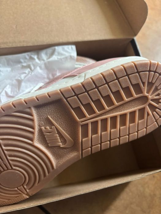 Sapatilha Nike Rosa Novas