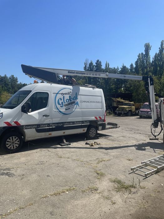 Ремонт і обслуговання автовишек ,маніпуляторов, навантажувачів.