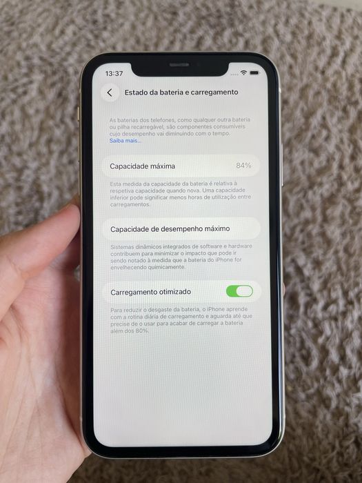 iPhone 11, excelente estado
