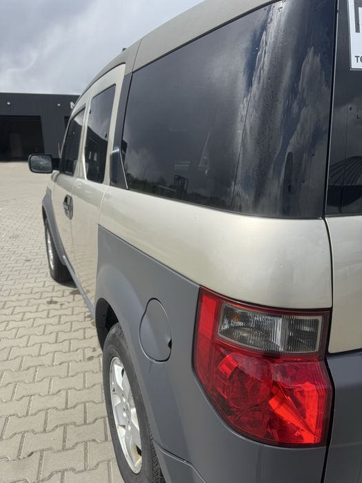 Honda Element в хорошому стані