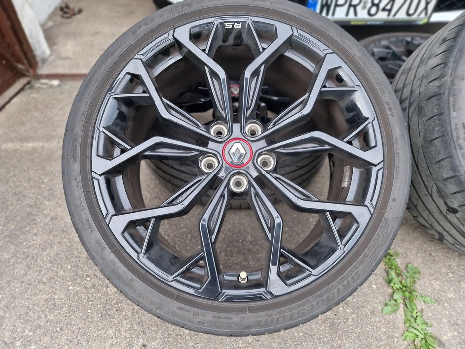 Renault Megane R.S Sport Interlagos 19" 5x114.3 Opony 245/35R19