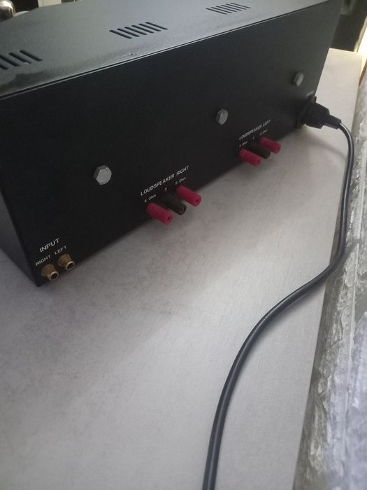Amplificador Velleman K4000