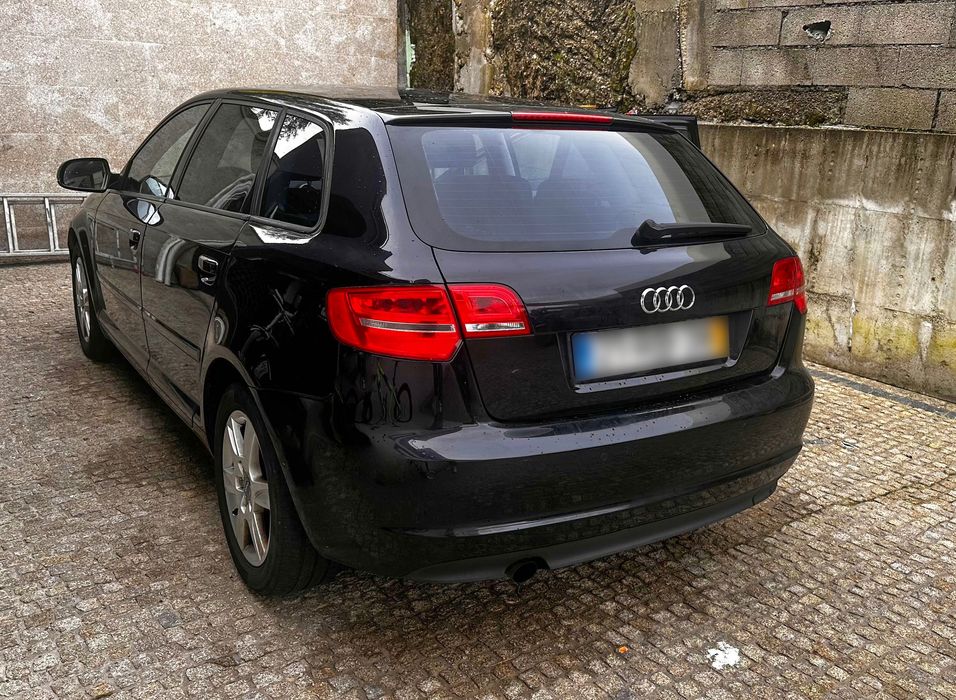 Audi A3 sportback 1.6 tdi attraction