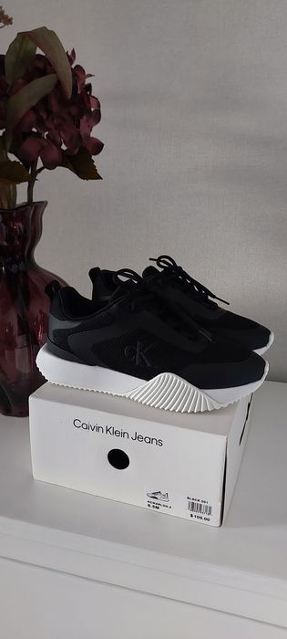 Кросівки Calvin Klein 36 розмір