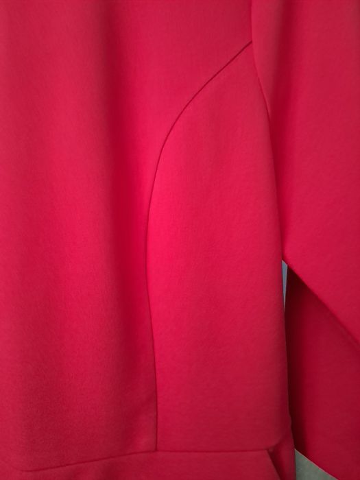 Czerwona sukienka koklajlowa