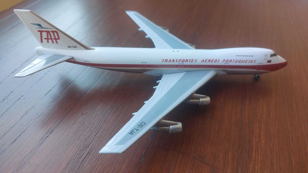 Miniatura Gemini Jets TAP 747-200 1:400
