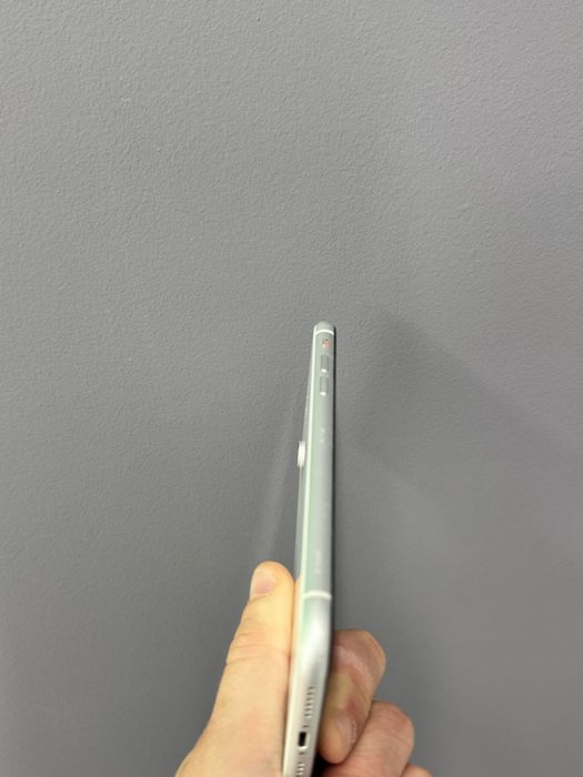 Iphone xr 128 з гарантією 3міс.