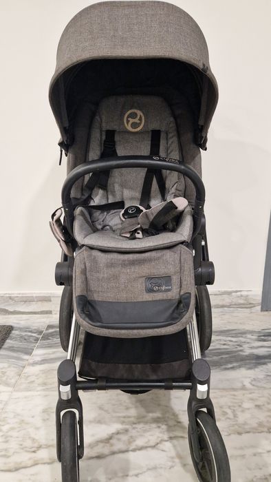 Conjunto CYBEX Priam carro passeio + ovo + isofix carro