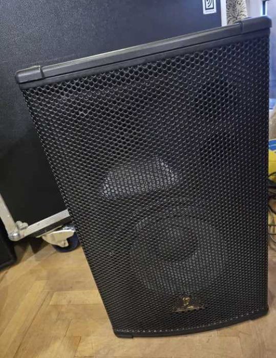 Behringer B 1220DSP Стан ідеальний. Звук професійни,якісний,потужний