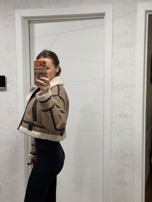 Дубленка Zara укороченная