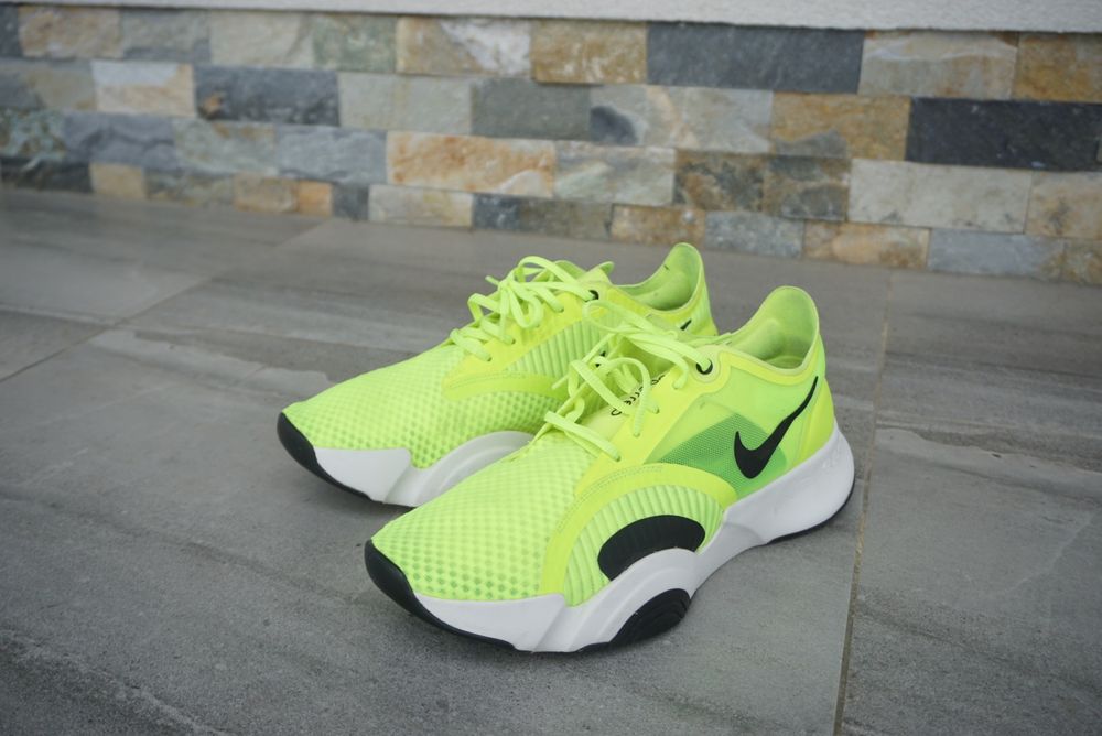 Buty sportowe Nike Air SuperRep Go