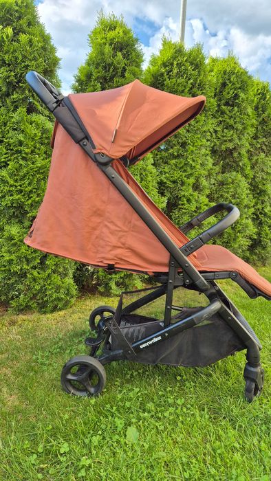 Easywalker Miley 2 Kompaktowy wózek spacerowy