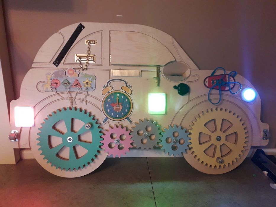 Tablica manipulacyjna samochodzik  do skończenia