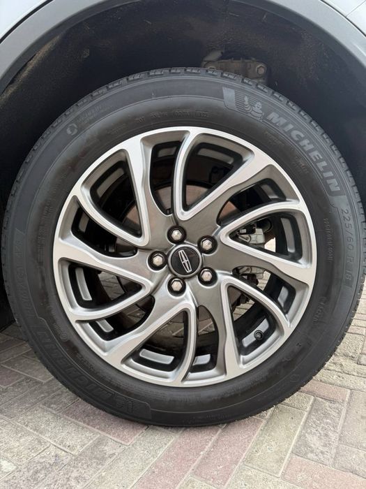 Lincoln Corsair 2022 VIN 5LMCJ1C96NUL11273 фото оголошення 12 з 16