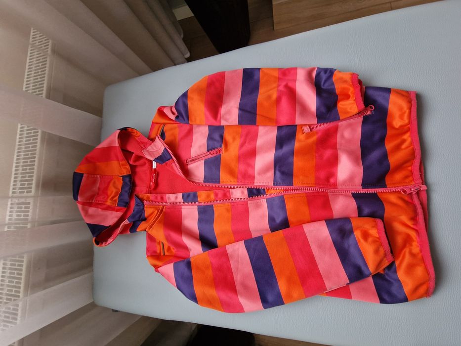 Kurtka 134 140 wiosenna dla dziewczynki