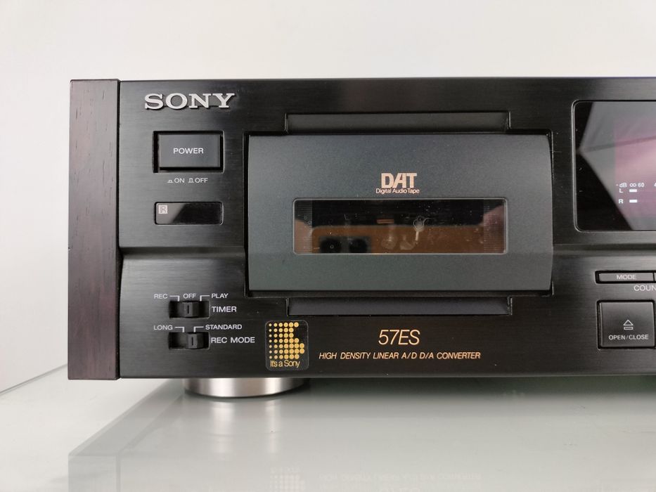 Sony  Dat DTC 57Es . Sprzedam