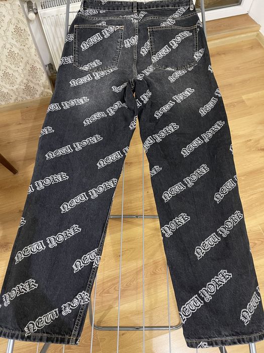 Джинси на підлітка Bershka baggy р.32 (48)