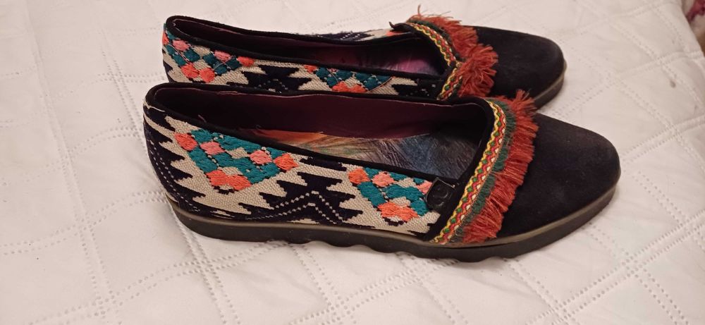 Buty Desigual rozmiar 39
