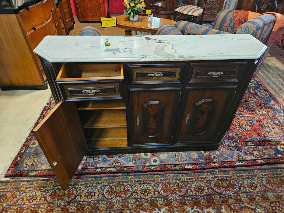 Consola em madeira com tampo em pedra - Muito bom